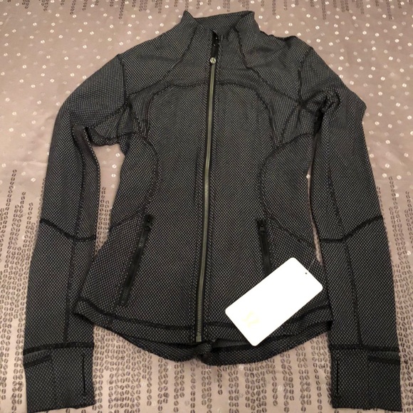 Lululemon Forme Jacket II in Black print - Picture 1 of 5